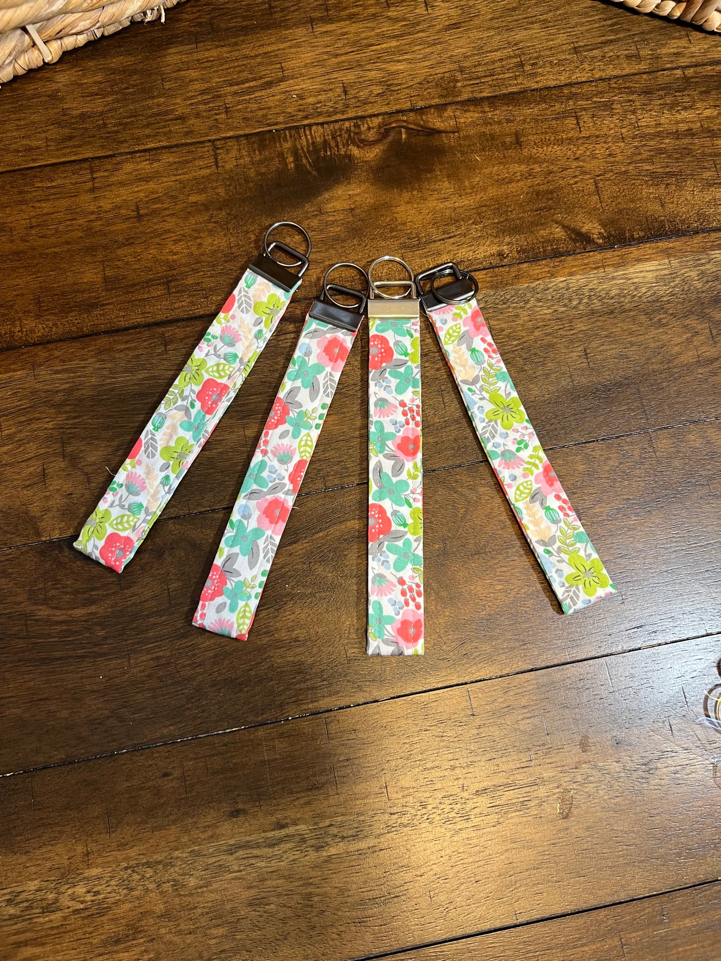 Wristlet Hibiscus