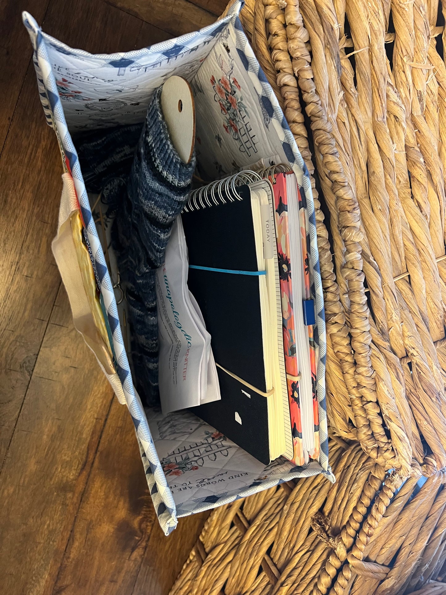 Patchwork pocket tote