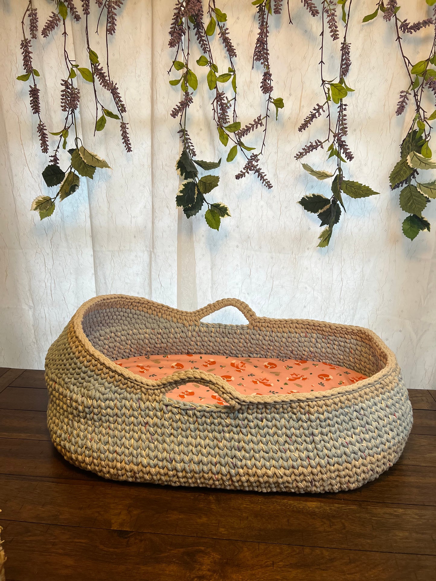 Moses basket blue