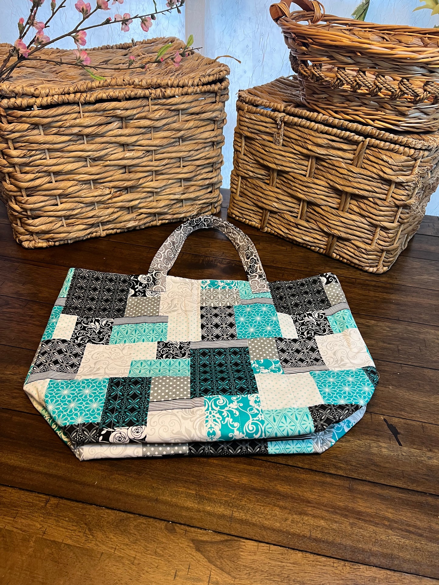 large tote teal and black