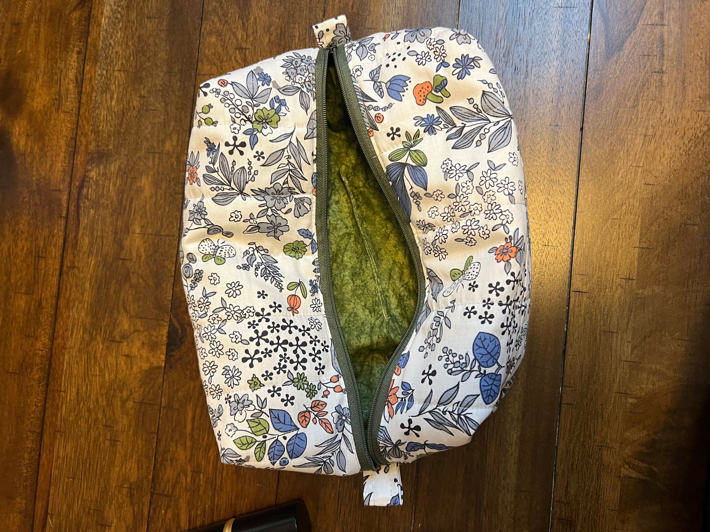 Large makeup bag  Bright forest