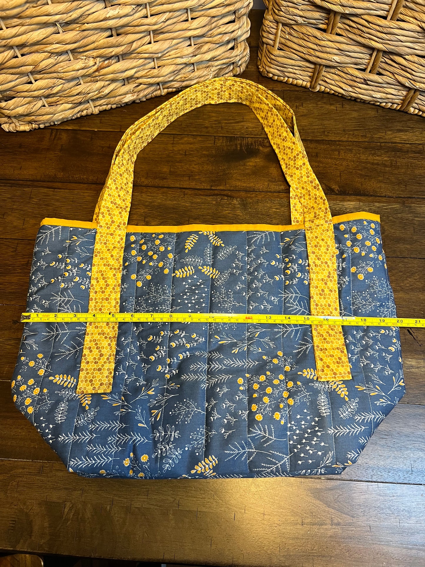 Large tote blue and gold