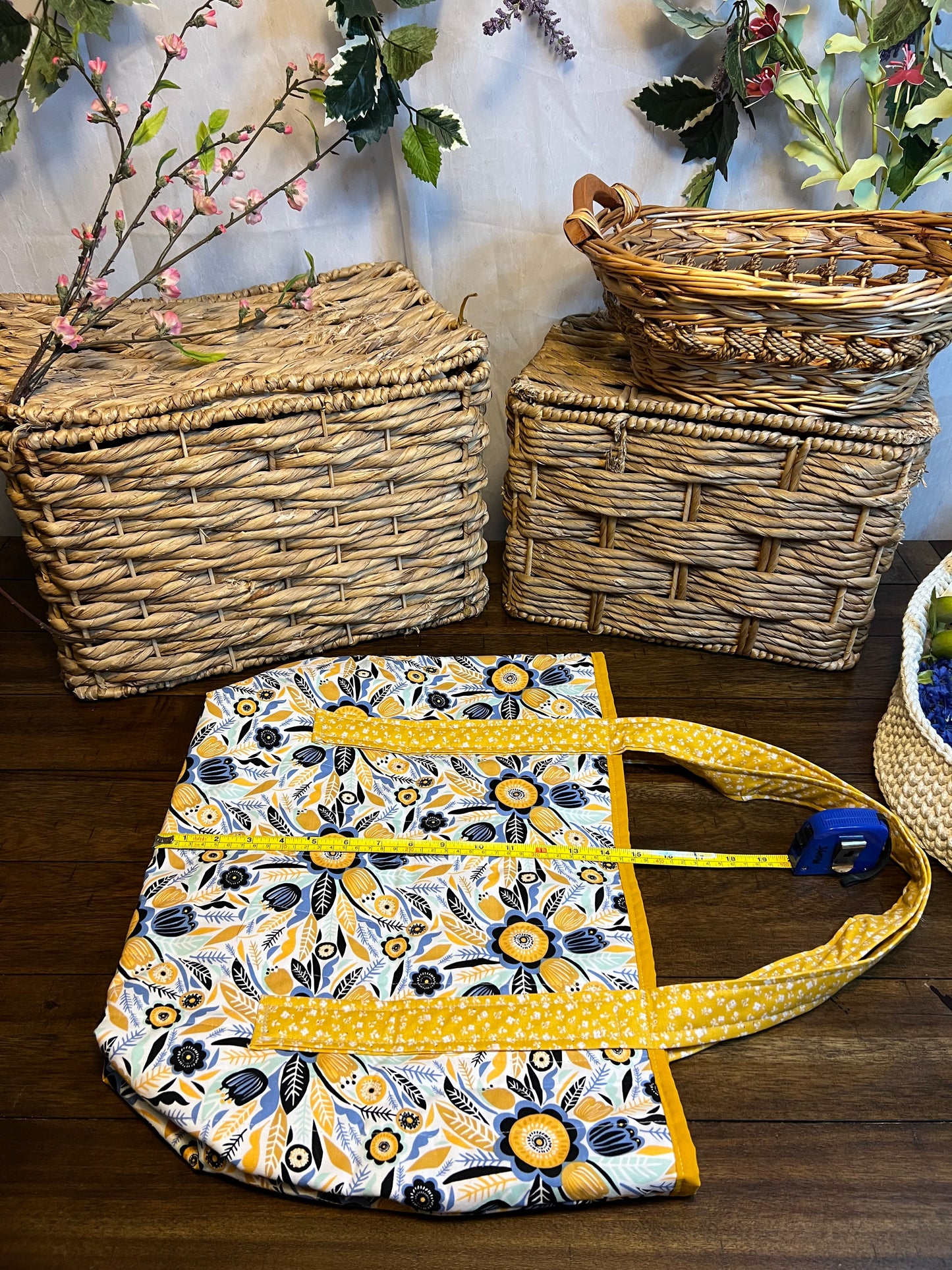 Large tote Sunny day