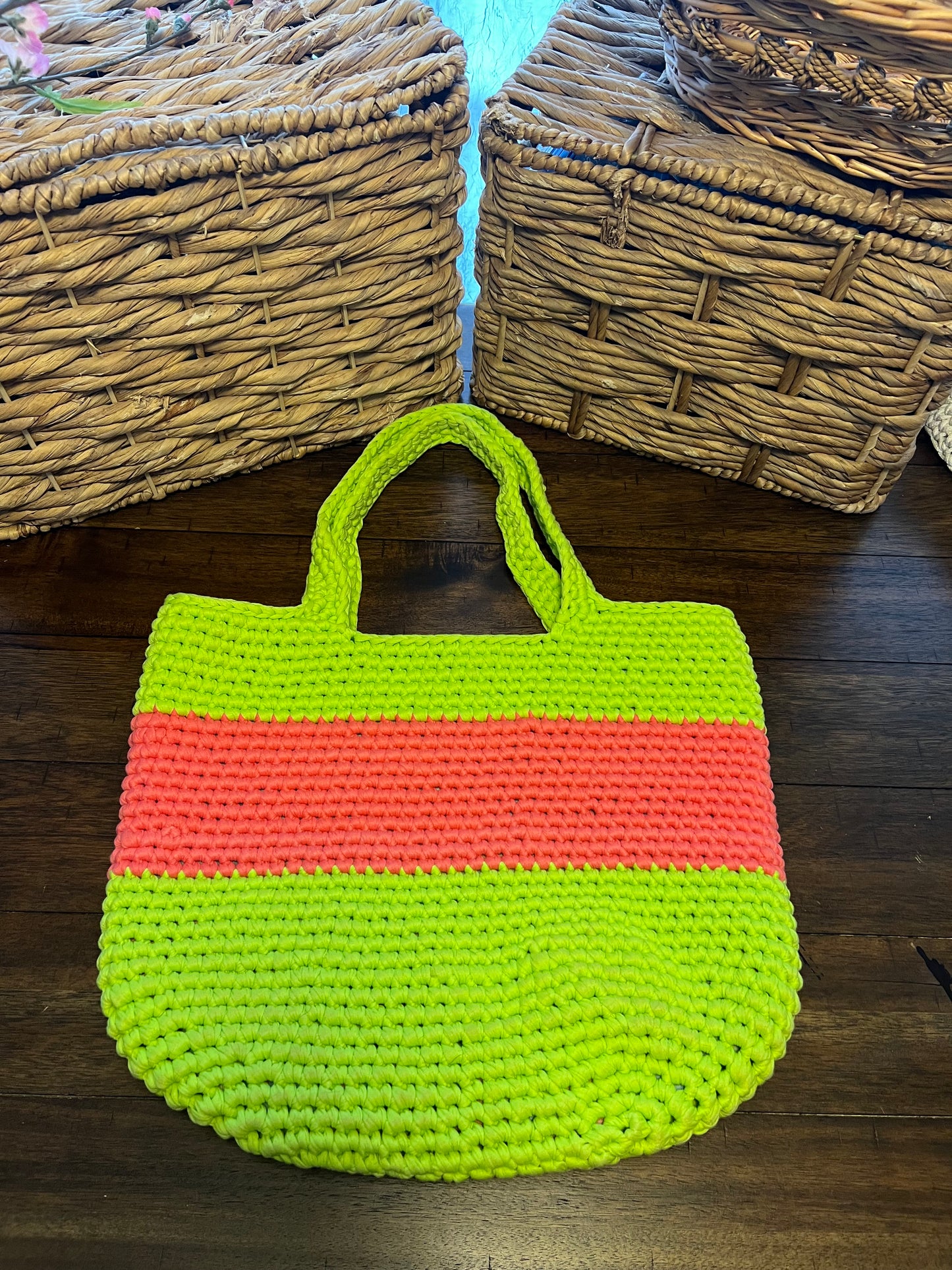 Heavy duty lined tropical beach bag