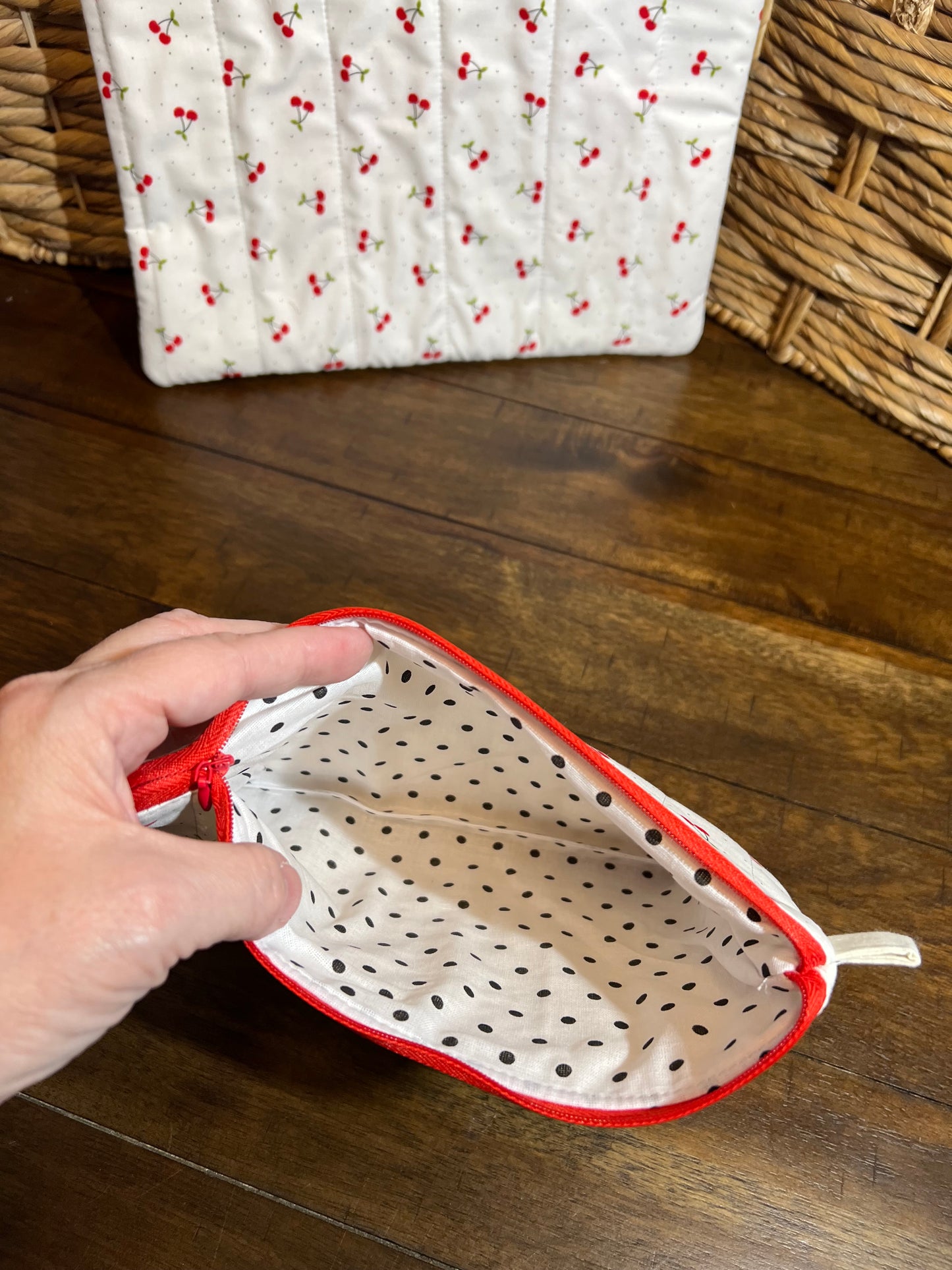 Tech bag Cheery Dot