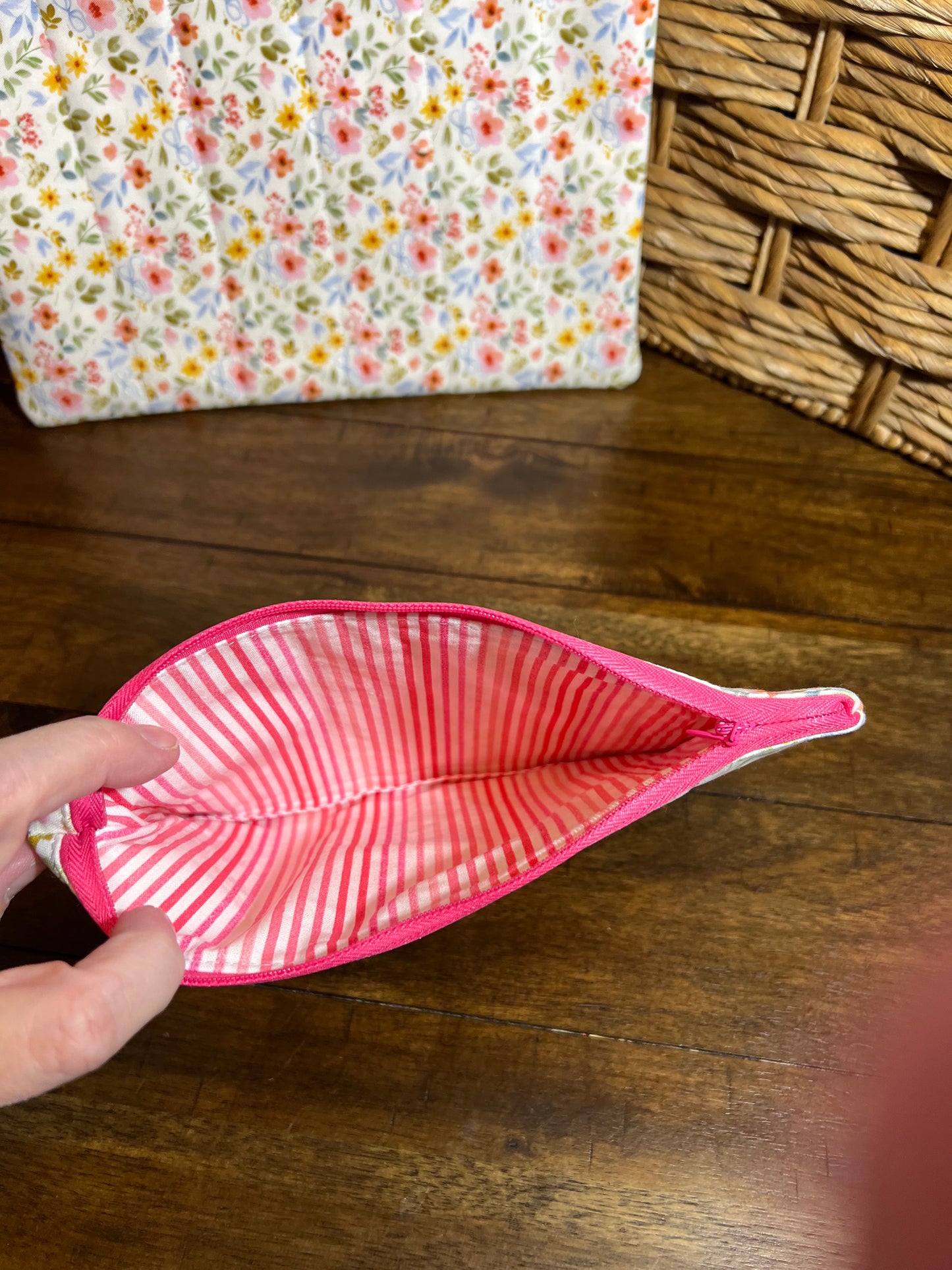 Tech Bag Cottage Garden Floral