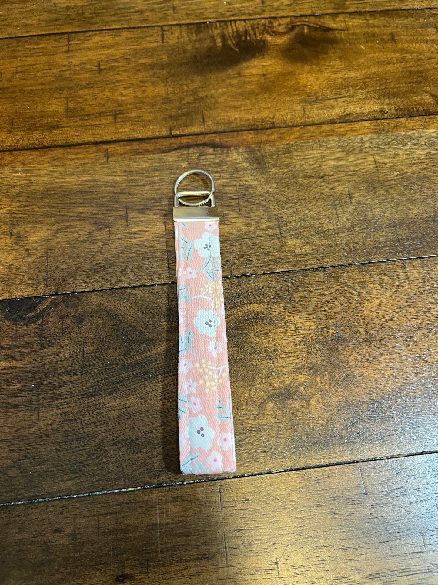 Wristlet Pink Cottage garden