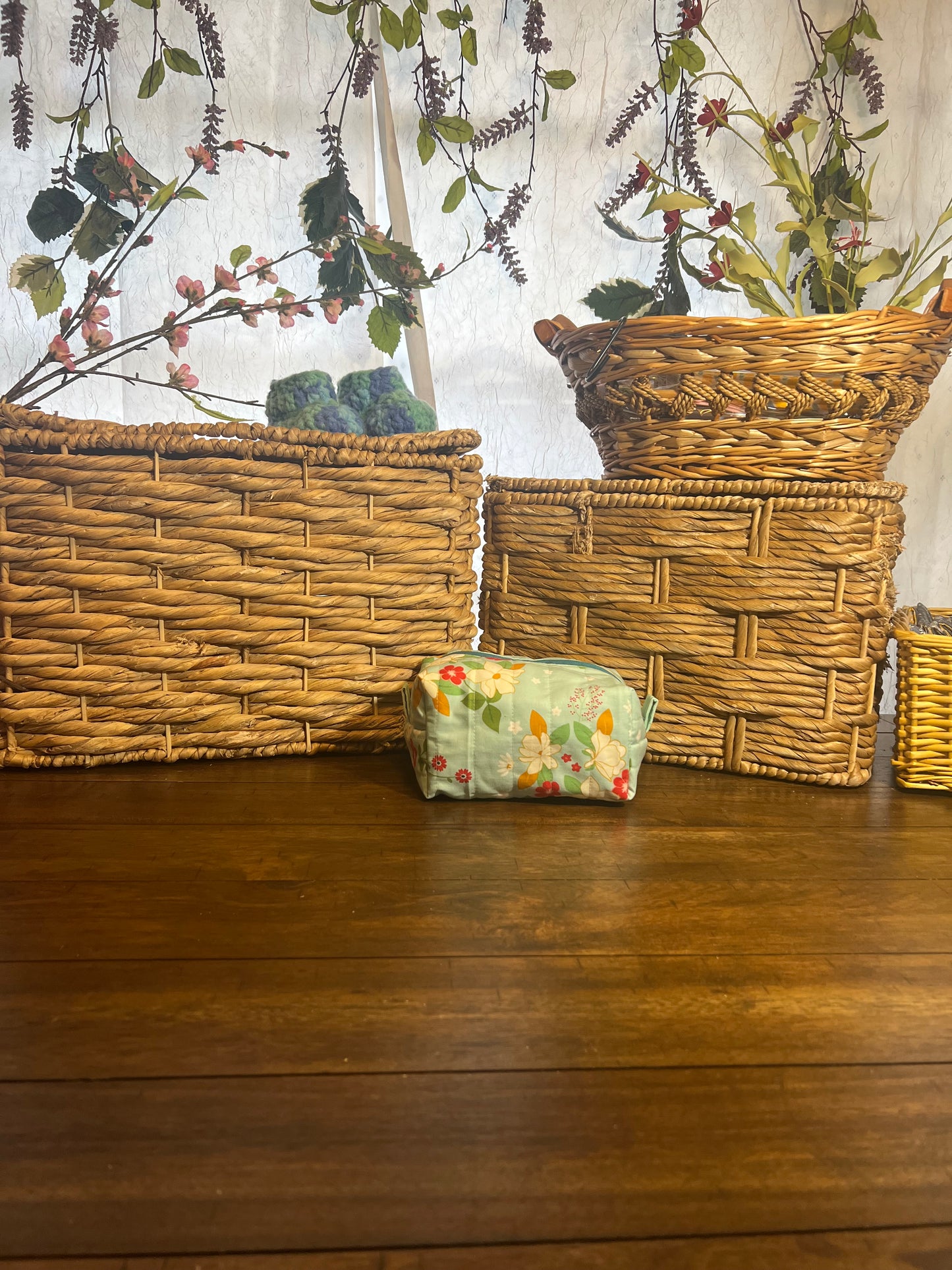 Med makeup bag Teal Floral Fantasy