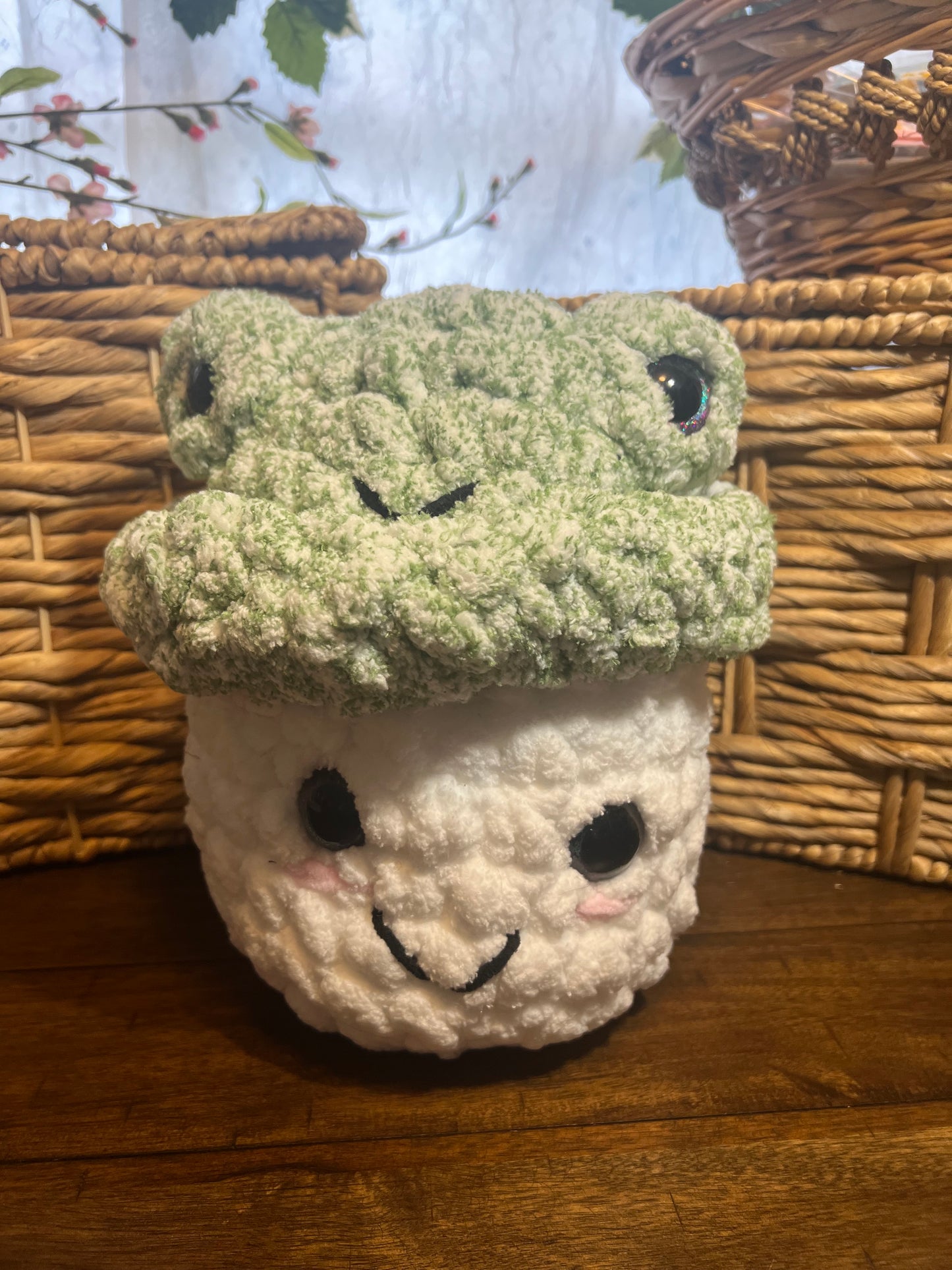 Mushmellow with frog hat