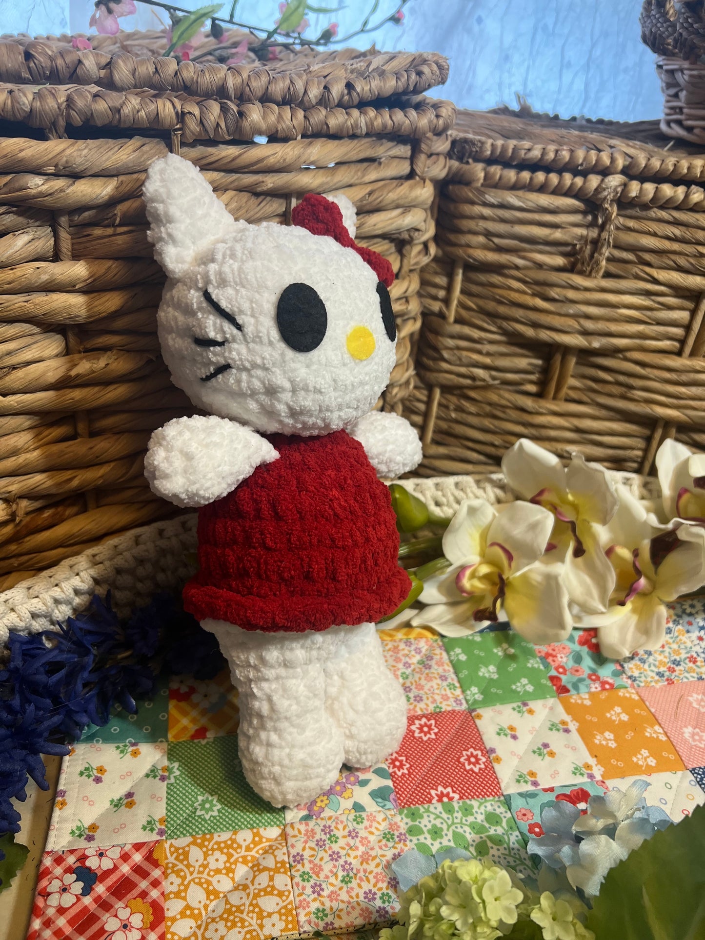 little kitty with red bow