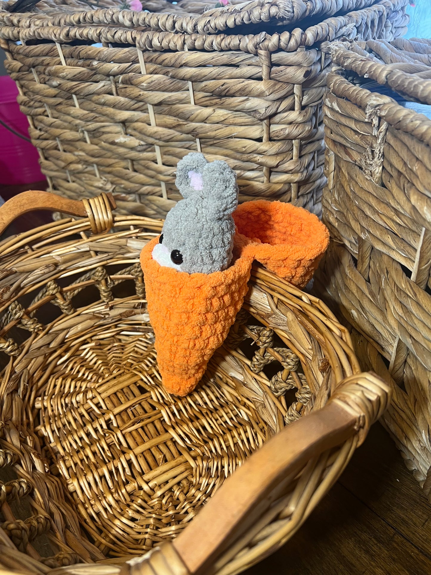 Hatching Bunny in Carrot Dark Gray