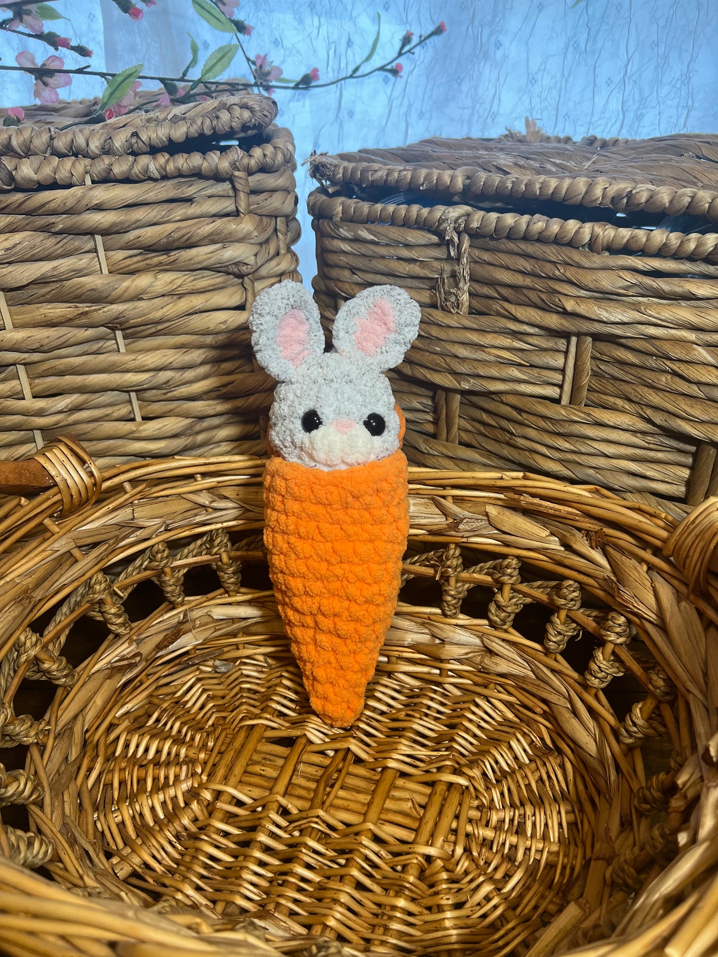 Hatching Bunny in Carrot Light Gray