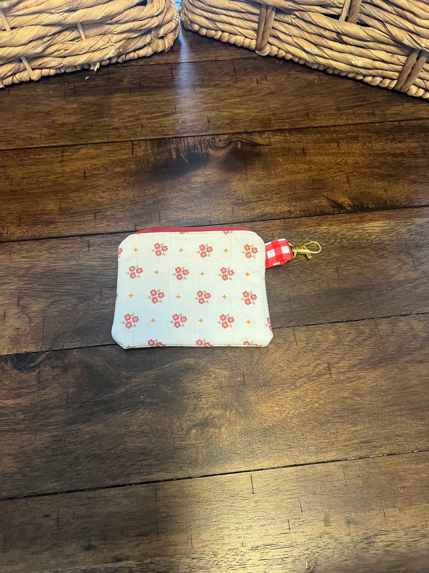 Keychain wallet Cream with Burgundy floral print