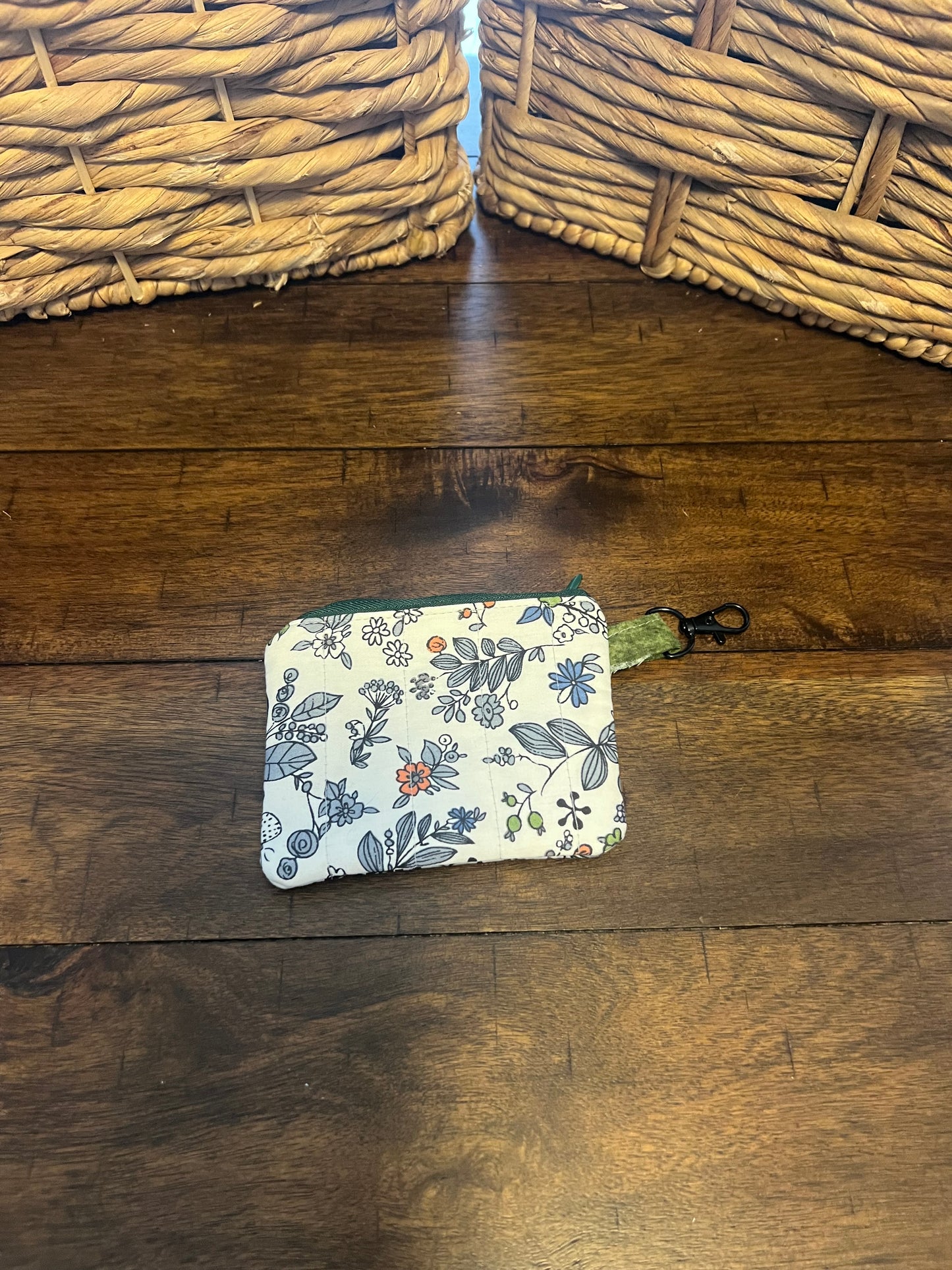 Keychain wallet Bright forest with Dark green Liner