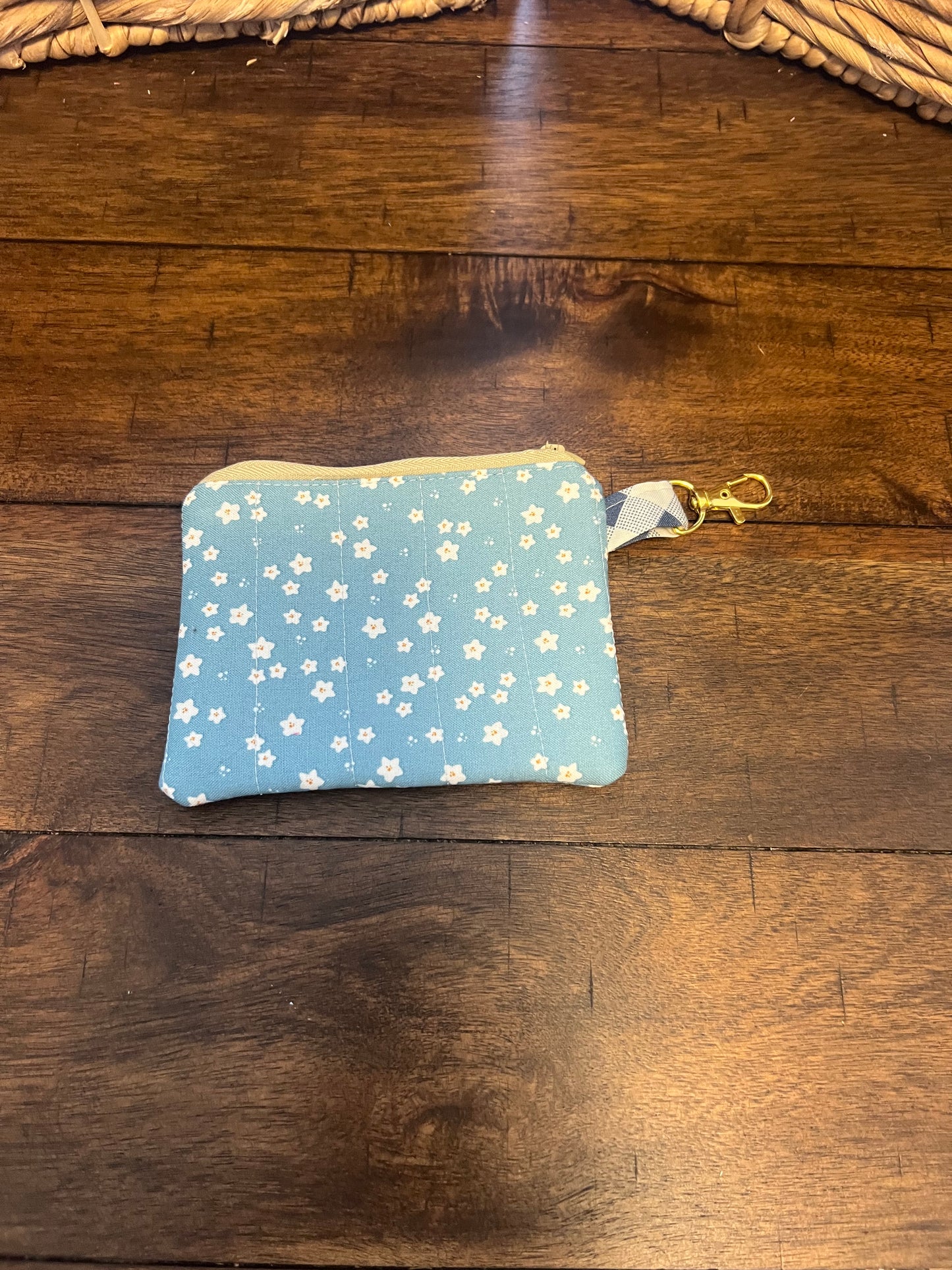 Keychain wallet with tan zipper and denim gingham liner