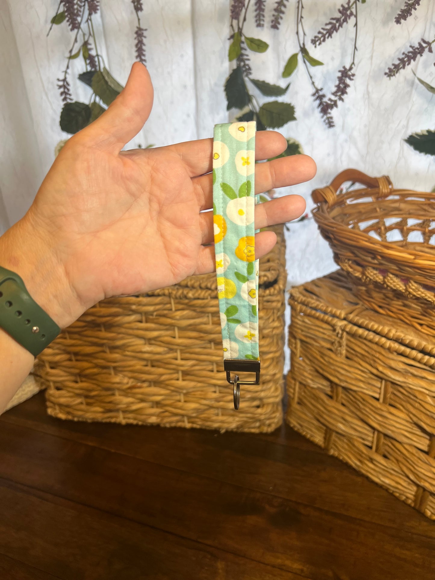 Wristlet large whimsy print
